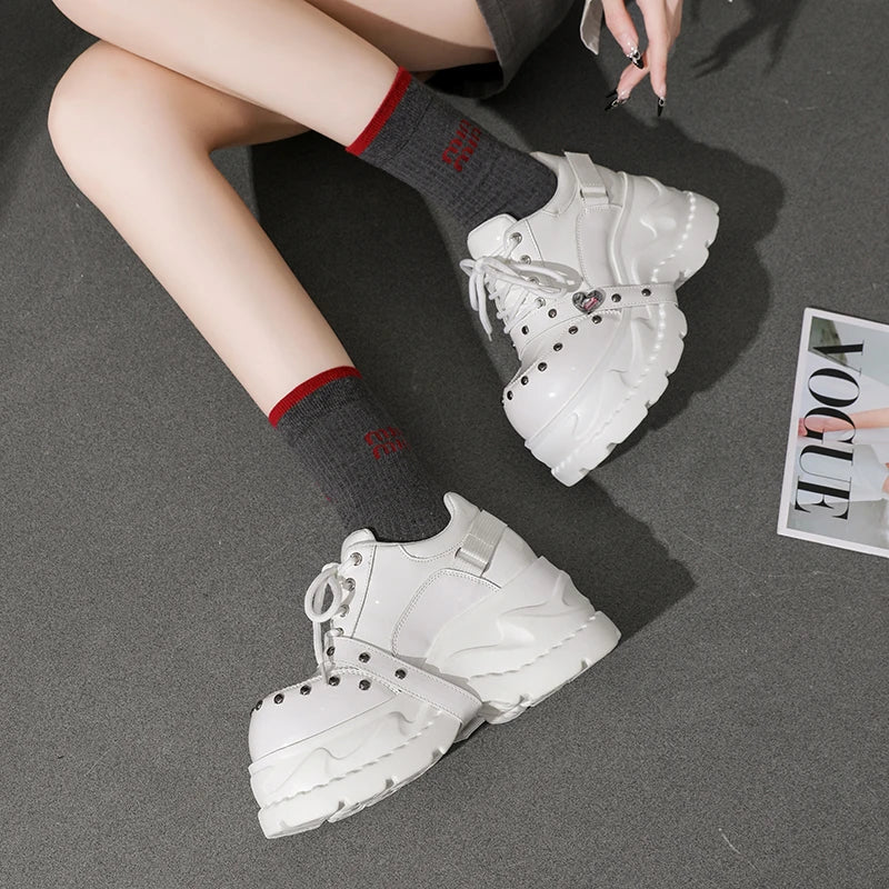 2026 Chunky Platform Punk Sneakers Women Belt Decor Lace Up Thick Bottom Vulcanized Shoes Woman Heighten Rivets Goth Shoes Mujer
