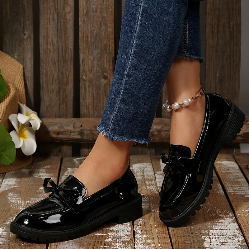 Patent Leather Med Heels Loafers Women Spring Plus Size 43 Bowknot Slip On Flats Woman British Style Student Pu Leather Shoes