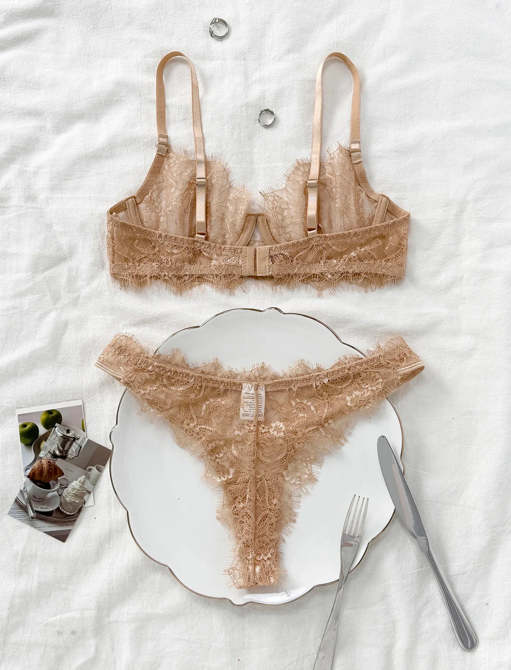 Ladies' Basic Style Thin Lace Bra And Panty Set Seamless Single Layer Eyelet Underwear Comfortable Intimate Apparel