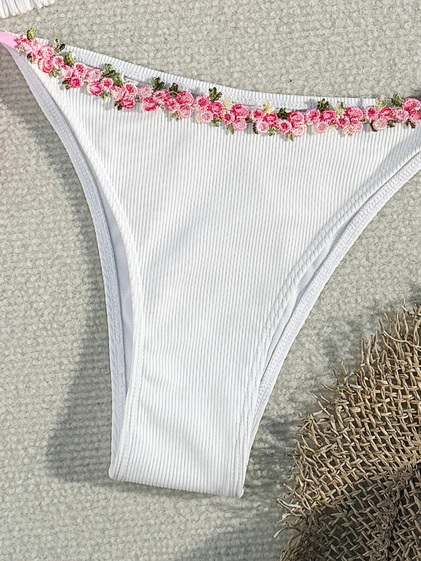 Sexy 3D Floral Bikini Set 2025 Women White Pink Contrast Push Up Bra Tie Side Thong Swimsuit Beach Bathing Suit Micro Swimwear
