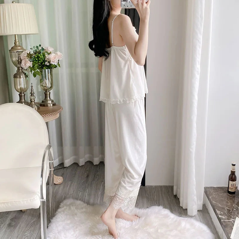 Gold velvet three-piece pajamas set, autumn and winter lace nightgown, sexy home wear with chest pad