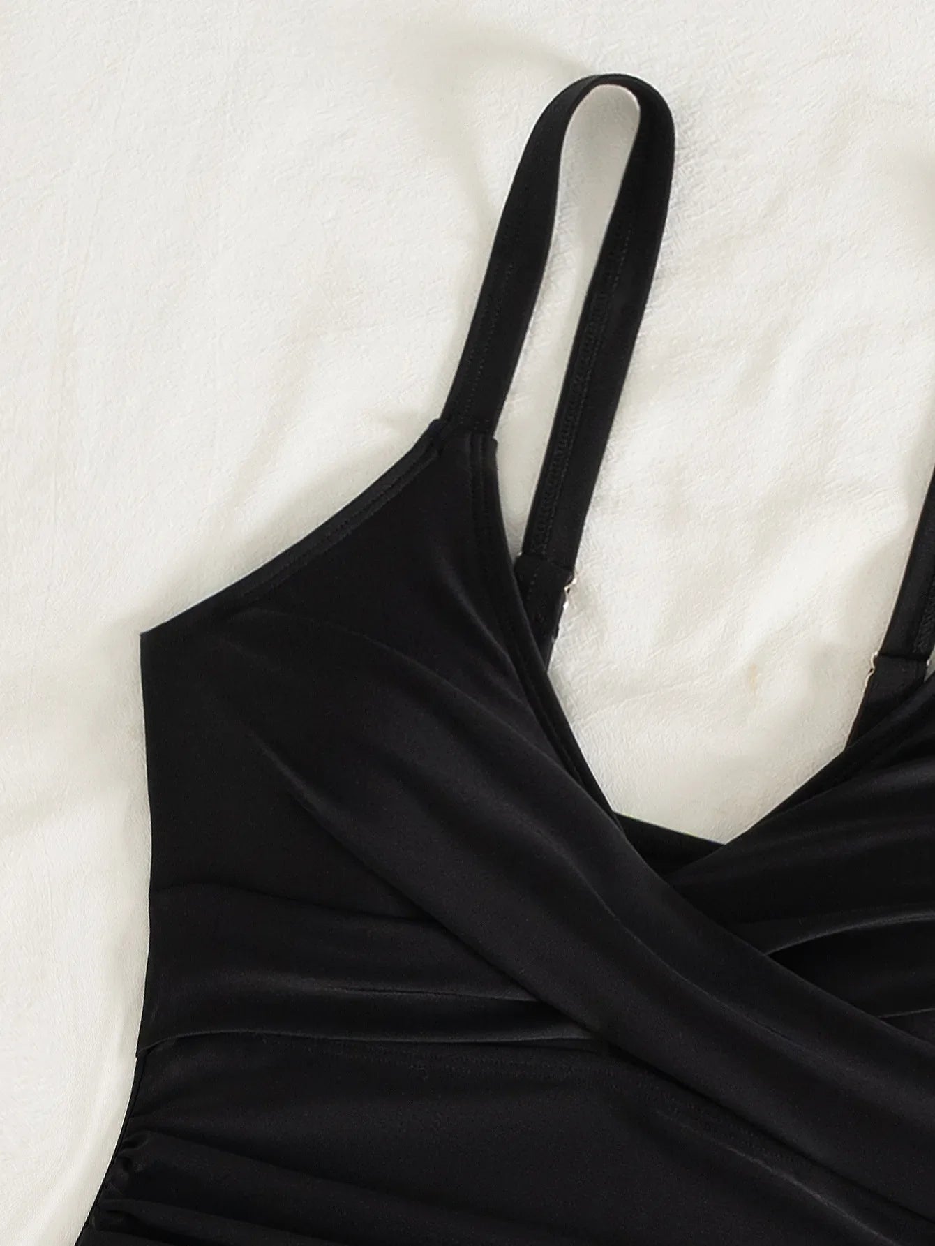 Vintage Black Skirt One Piece Swimsuit 2026 Women V Neck Cross Slim Tummy Control Swimwear Beach Holiday Bathing Suits Monokini