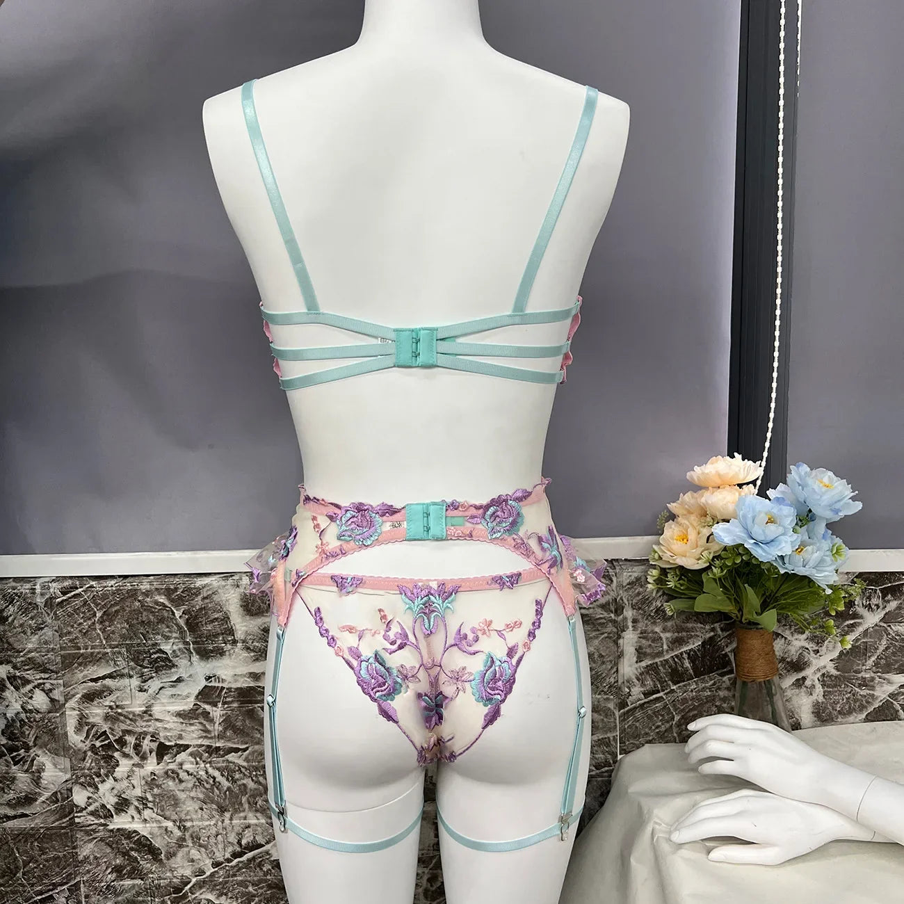 Women's Clothing Sets Erotic Woman Sexy Lingerie Sexy Women Underwear Set See-through Lingrie Femme Bra and Thongs to Set Bras
