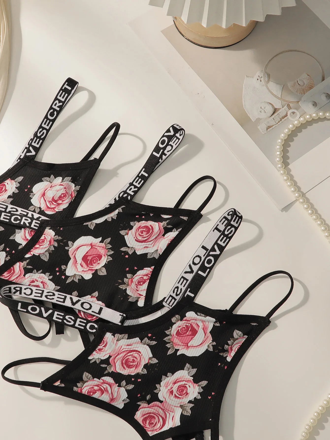 5 pcs Women Sexy Panties Floral Print Thong Low Waist Underwear Hollow Out Breathable Ladies thong C961