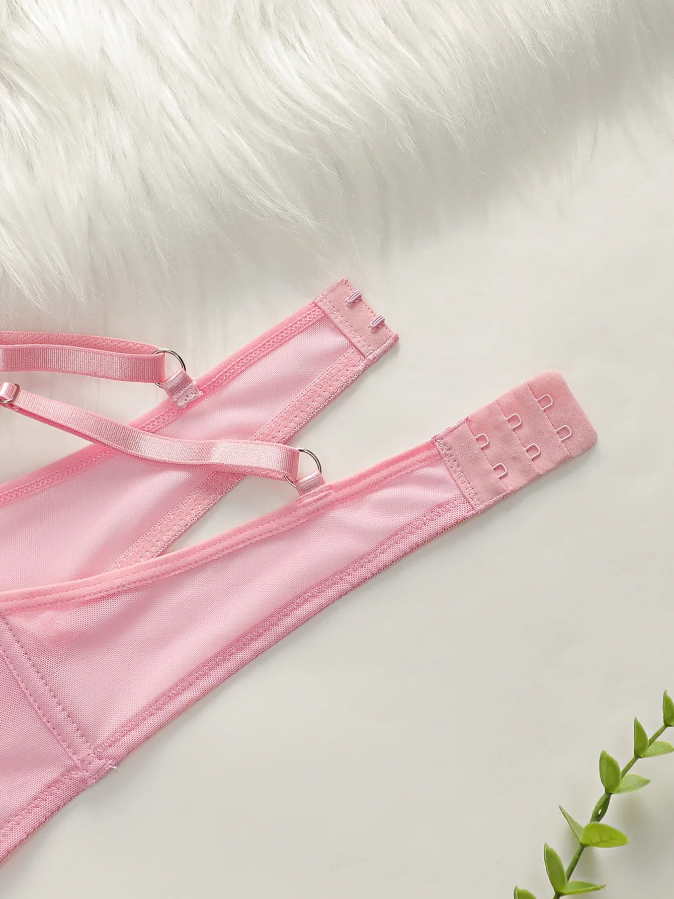 New Design High-Quality Lingerie Set With Sexy butterfly Line Mesh Plicing Women's Underwear Push Up Bra 2 Pieces YS2417