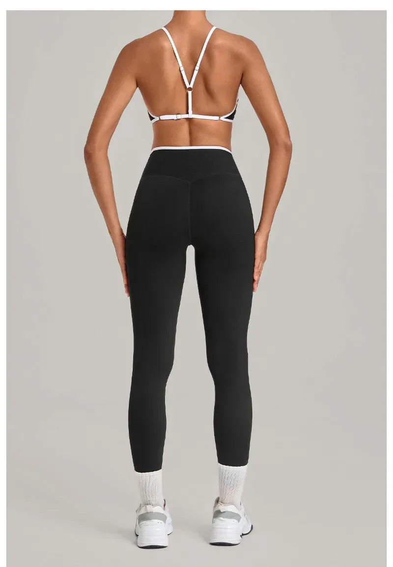 Women's Seamless Yoga Sets Sports Fitness Gym Sleeveless Vest Hip-lifting Slim Fit Pants Suits Running Training Workout Sets