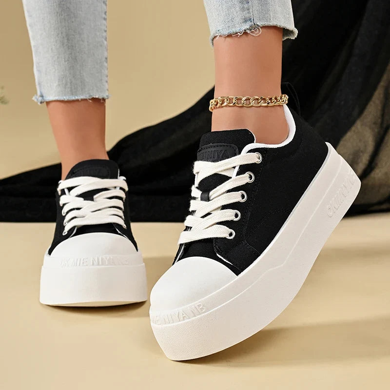 Korean Round Toe Platform Sneakers Women 2026 Autumn Lace Up Thick Bottom Vulcanized Shoes Woman Plus Size 43 Non Slip Sneakers