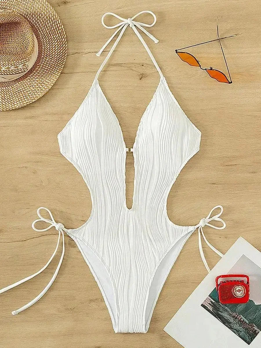 S - XXL Halter V Neck Wrinkled Female Swimwear One Piece Swimsuit Women Backless Monokini High Cut Bathing Suit Swim Beach Wear