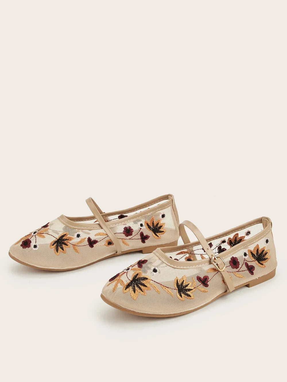New Summer Women's Lace Flats Shoes Fashion Round Toe Shallow Girls Flower Embroidered Mesh Breathable Soft Sole Single Shoes