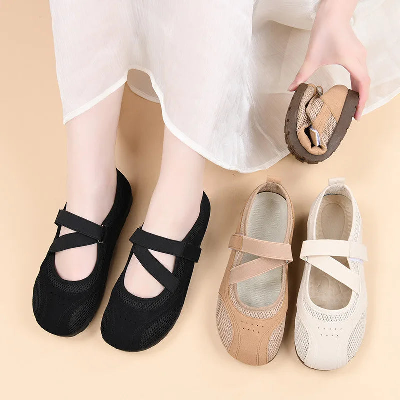 Women's Casual Comfortable Breathable Openwork Mesh Flat Sandals Thin Sole Fashionable Versatile Women's Shoes