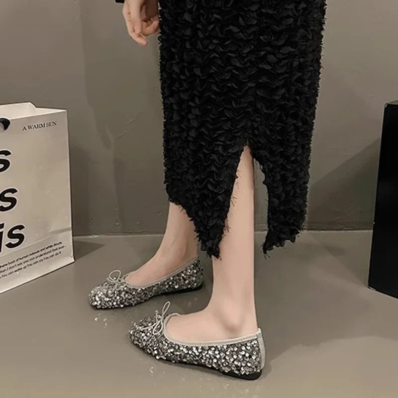 Fashion Silver Bling Low Top Single Shoes for Women New Low Heels Bow-Knot Single Shoes Ladies Hot Sale Plu Size Shoes Mujer