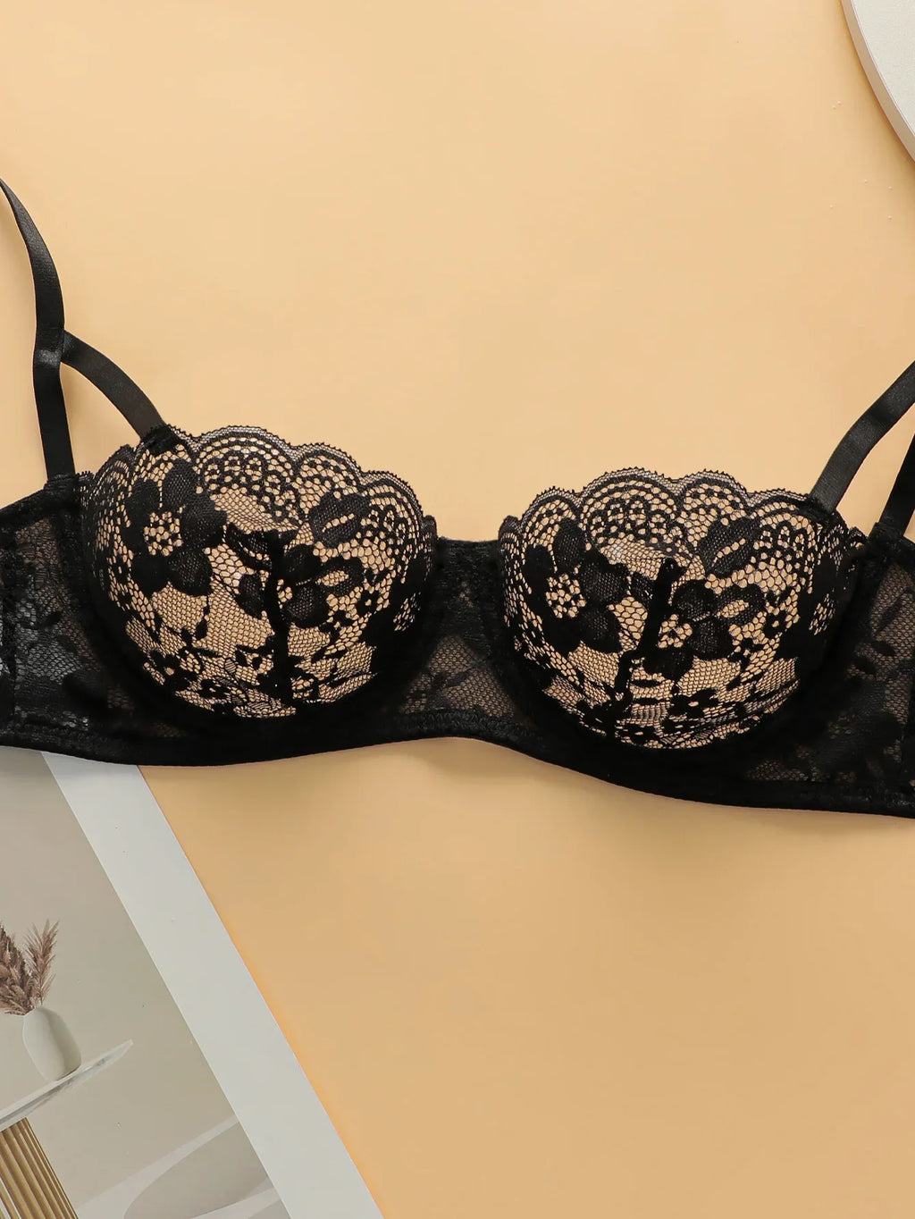 2-piece women's lingerie set with sexy ultra-thin lace and steel rims, push up bra with low waist seamless thong YS2451
