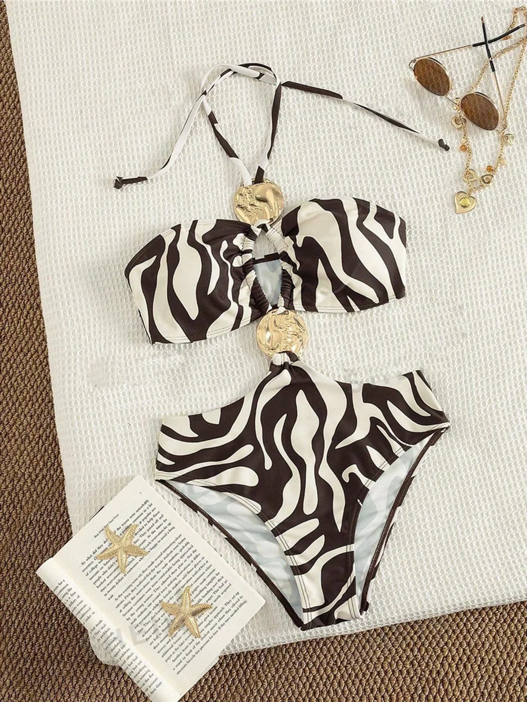 S - XL Leopard Printed Halter One Piece Swimsuit Cut Out Monokini Padded Bather Bathing Suit Swim Women Swimwear Female K8109