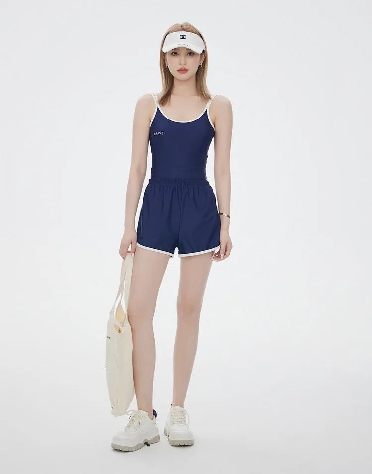 New year's one-piece swimsuit for women, conservative and slimming, gathering girls, Instagram style hot spring swimsuit