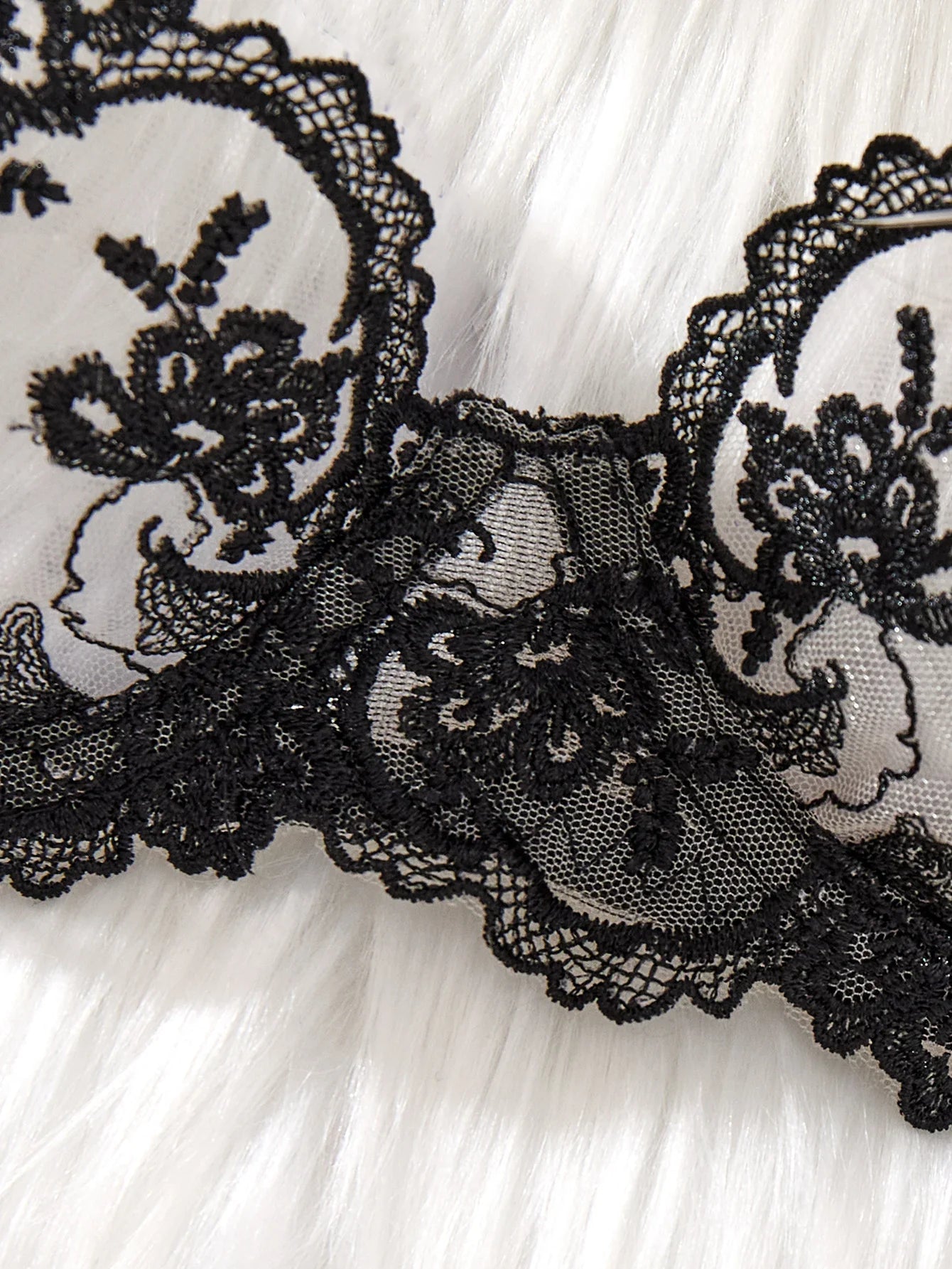 Black Embroidered Floral Pattern Pajama Set - A Sexy Bra and Stockings Combination Set for Women ZA824034