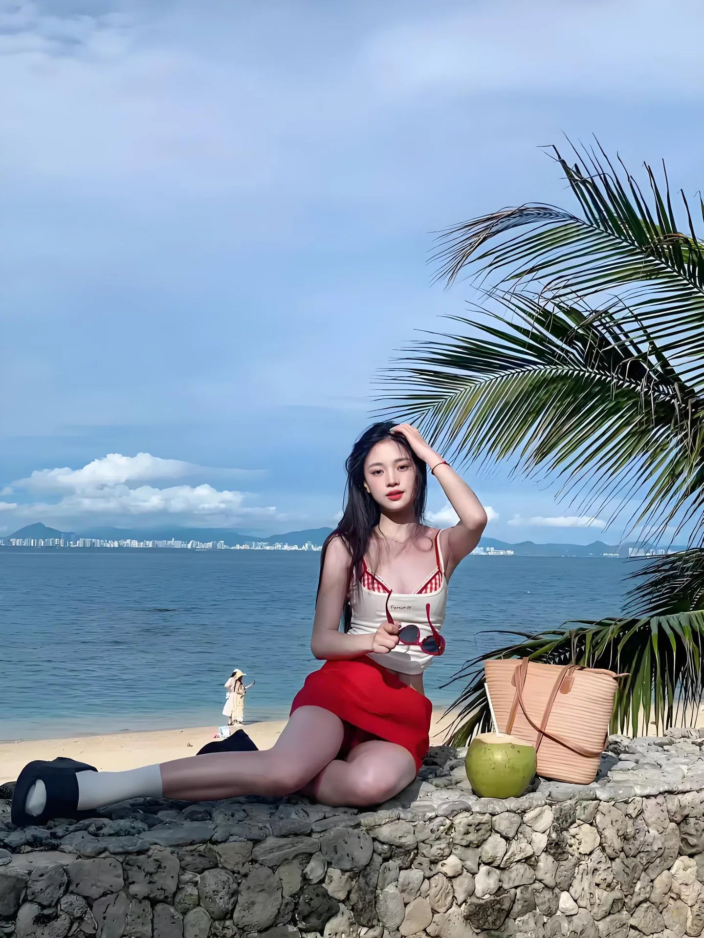 Summer New Pure Desire Style Spicy Girl Shoulder Strap Vest Women's Slim and Versatile Beach Resort Swimsuit