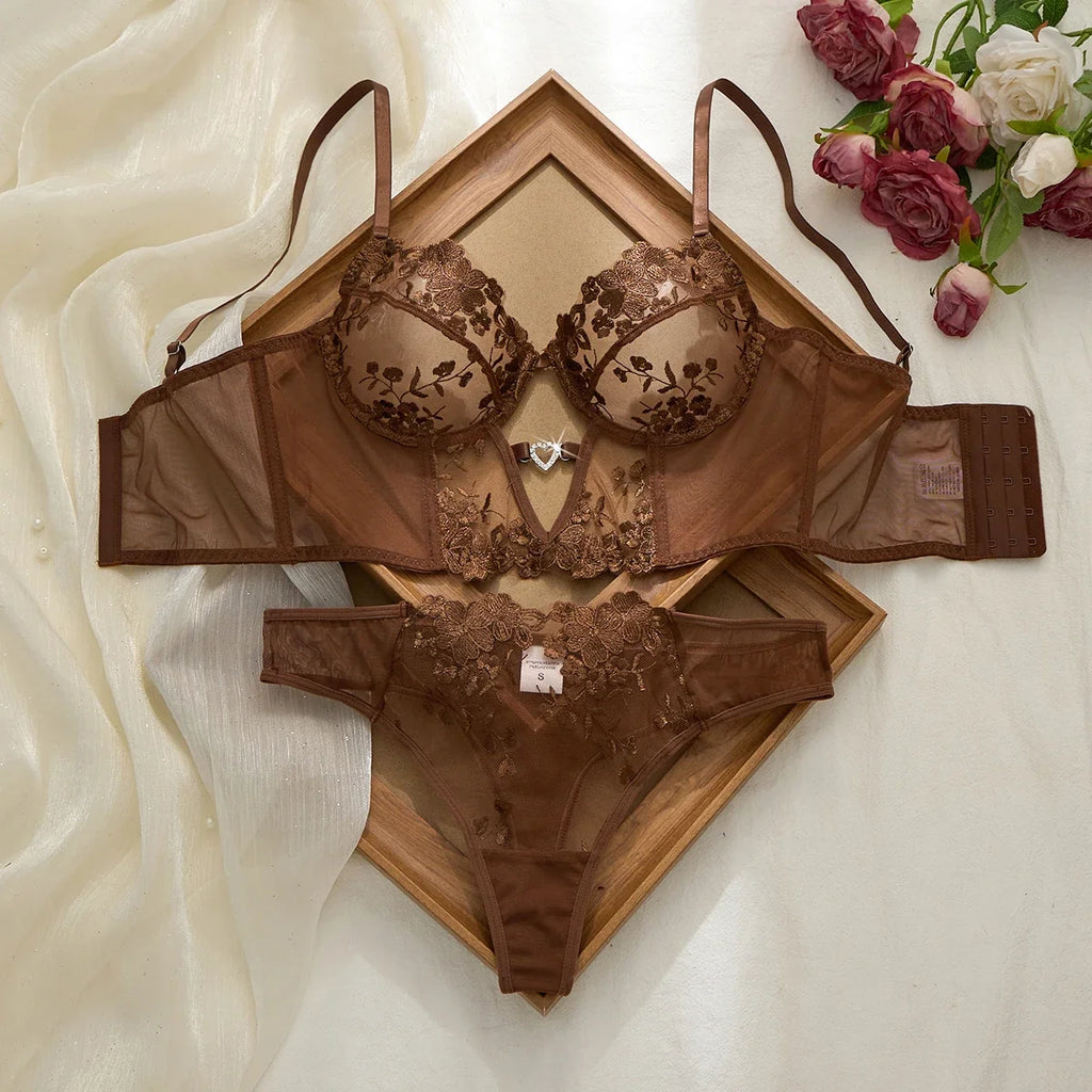 Sexy Large Size Lingerie Women Bra Set Girl Floral Lace Underwear Set Underwire Brassiere Push Up Outfit Delicate Bra Kit