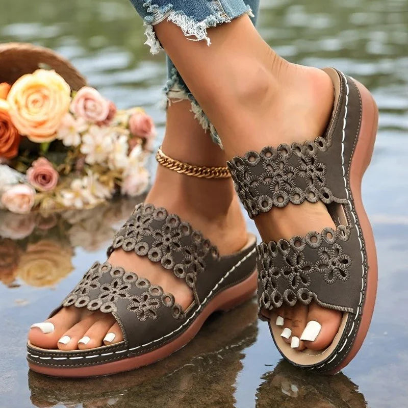 Vinatge Hollow Out Platform Sandals Women Lightweight Plus Size Wedges Sandles Woman Comfortable Thick Sole Casual Sandalias 43