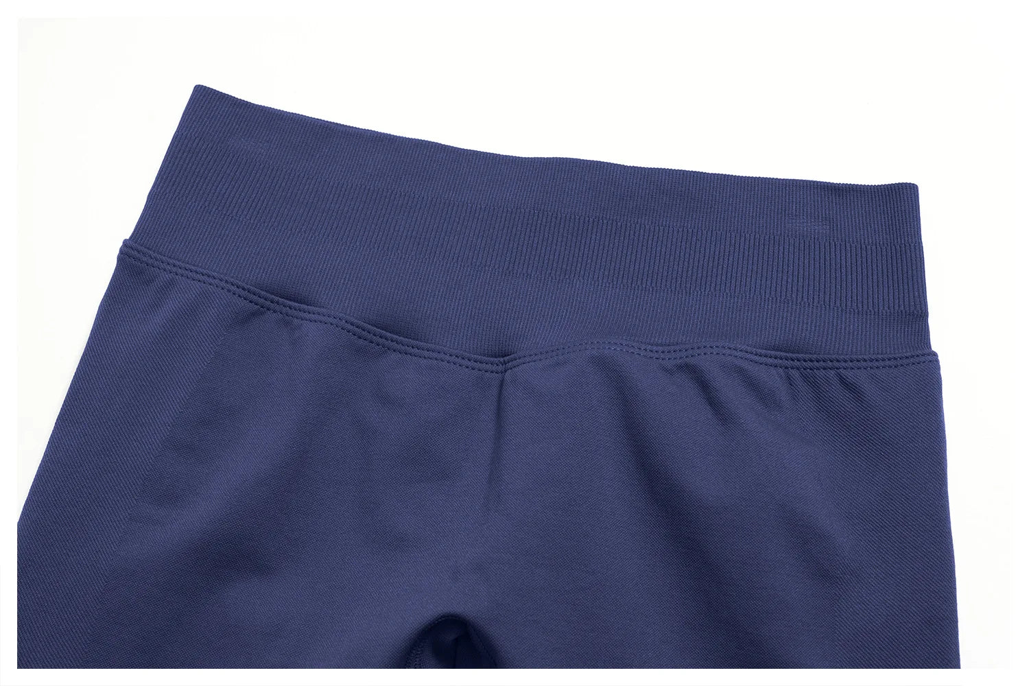 Seamless Yoga Suit Women Exposed Back Pleate Sports Bra High Waist Shorts Fitness Sets Outdoor Running Athletic Wear Tracksuit