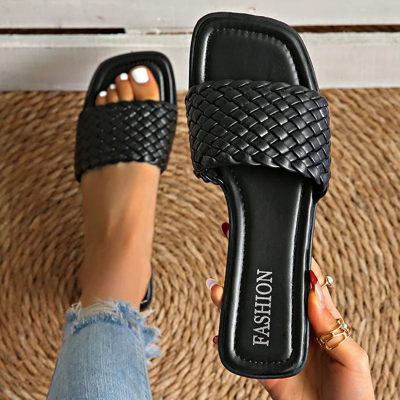 Classic Plus Size Woven Slippers for Women Summer Square Toe Low Heel Slides Sandals Woman Outdoor Pu Leather Beach Flip Flops