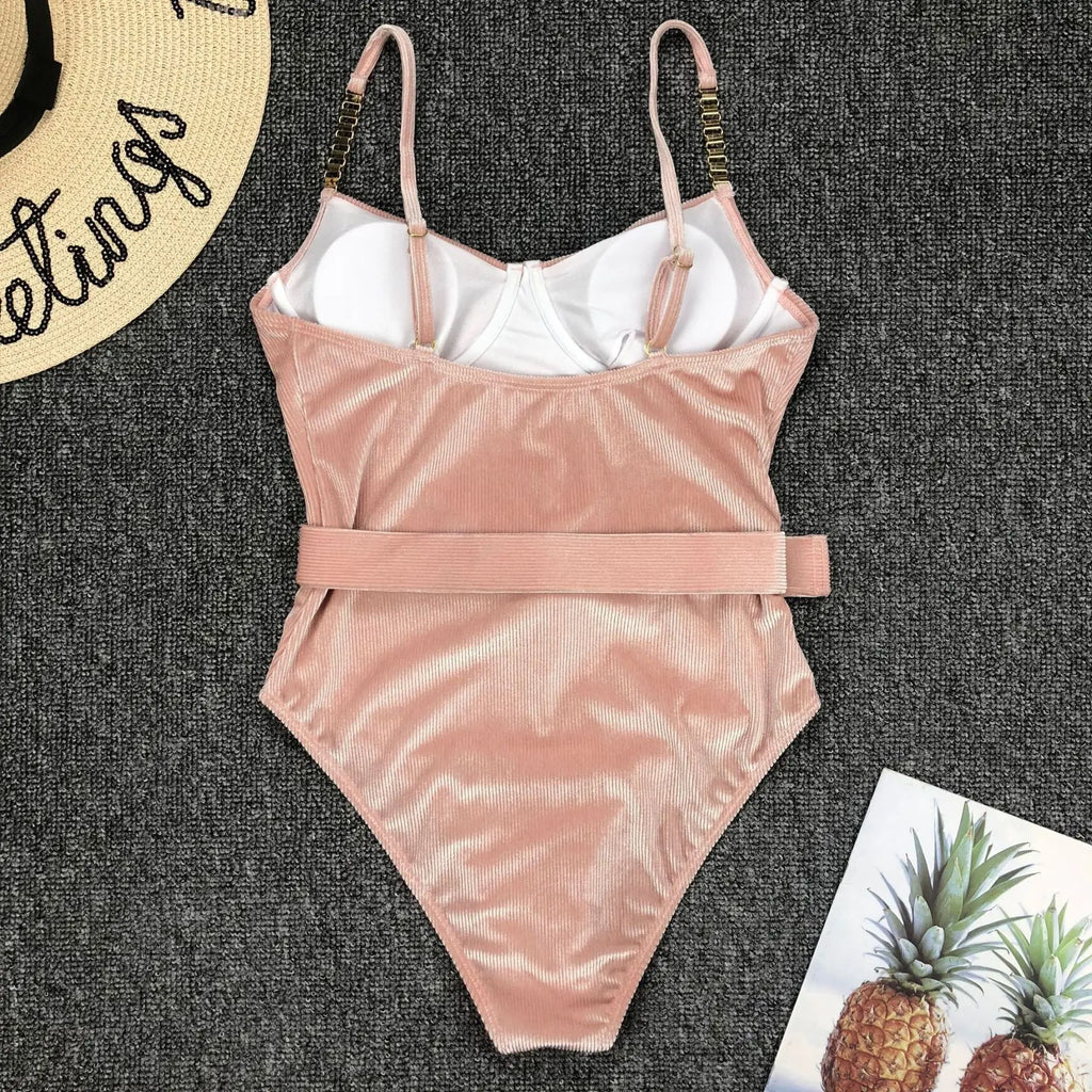 2026 High Quality Sexy One Piece Swimsuit Swimwear Women Push Up Pit Striped Metal Chain Straps Bathing Suit Beachwear with Belt