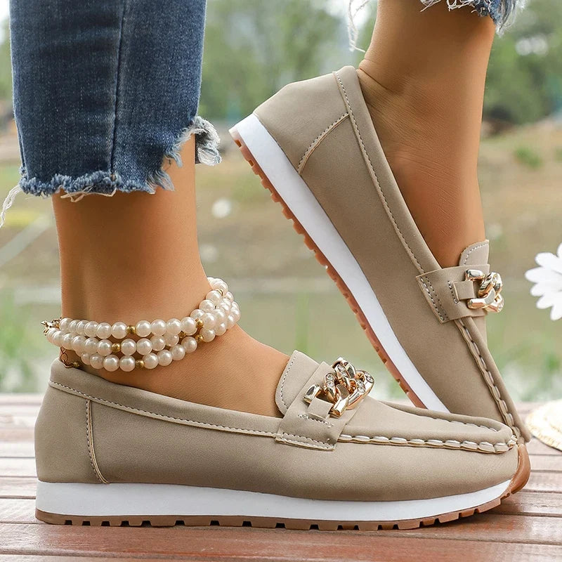 Fashion Metal Chain Soft Sole Flats Shoes Women Spring Autumn Pu Leather Platform Loafers Woman Slip On Non Slip Casual Shoes