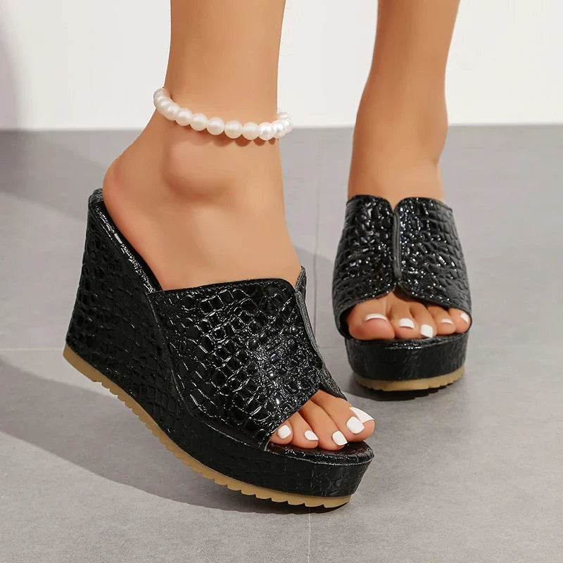 Women's Gold Wedges Sandals Summer 2026 Fashion Peep Toe Thick Platform Sandles Women Plus Size 42 Chunky Heels Slippers Woman
