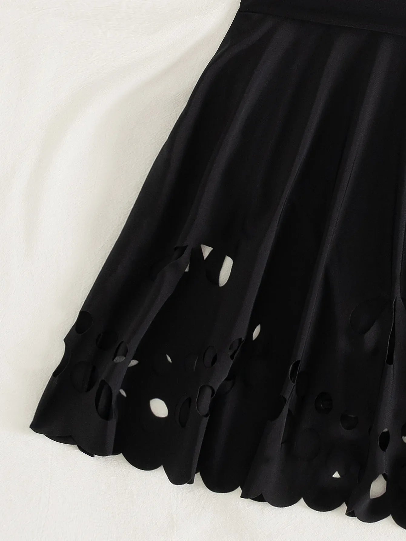 Vintage Black Skirt One Piece Swimsuit 2026 Women V Neck Cross Slim Tummy Control Swimwear Beach Holiday Bathing Suits Monokini