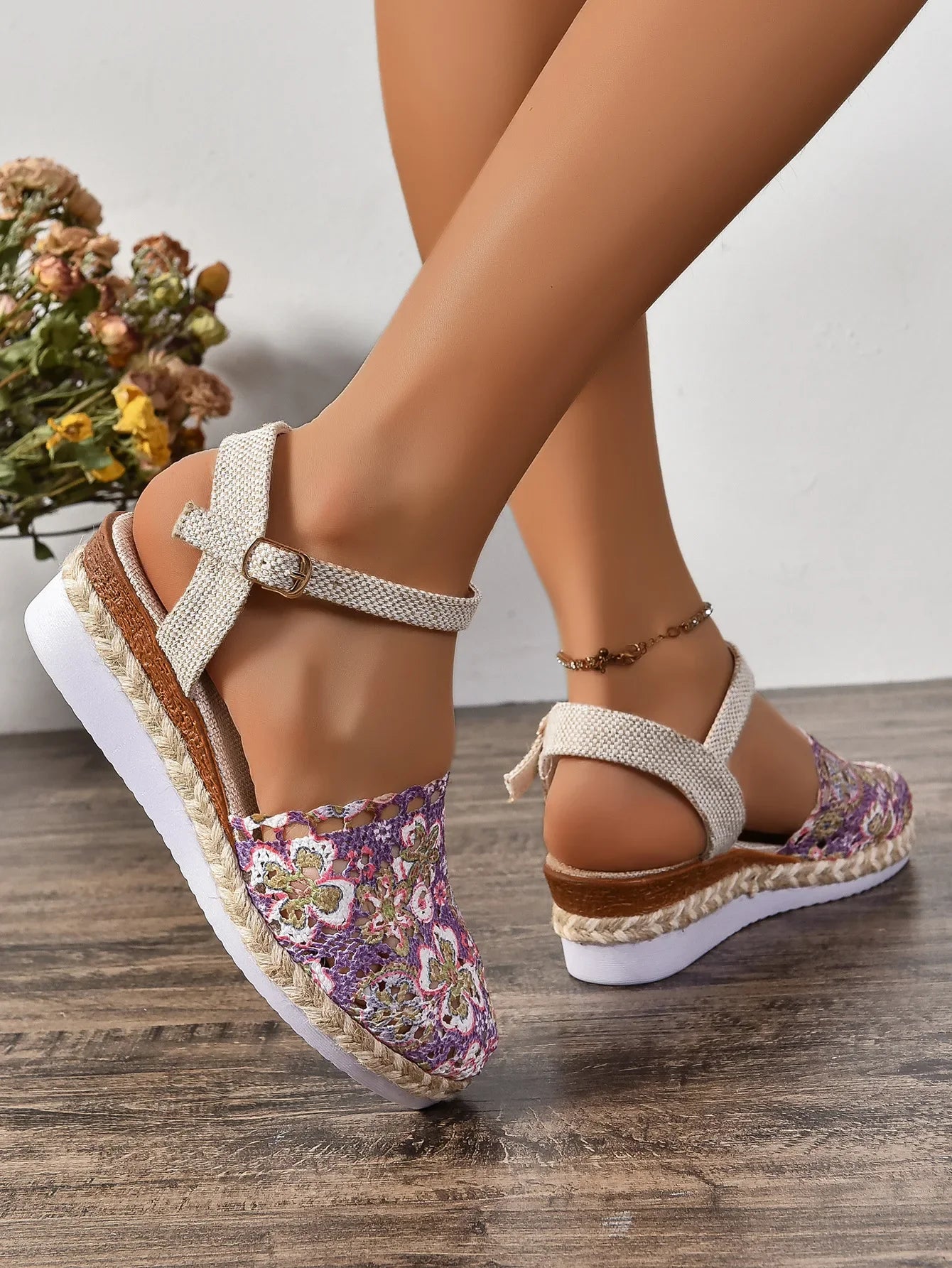 Hollow Fabric Roman Shoes Summer Travel Round Head Wedge Toe Fashion Sandals Comfortable Thick-sole Women's Shoes 2026