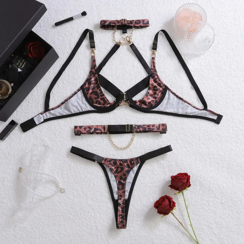 2025 Metal Chain Sexy Wild Leopard Pattern Hollow Cross Heavy Craftsmanship Body Shaping Sexy Underwear Five Piece Set