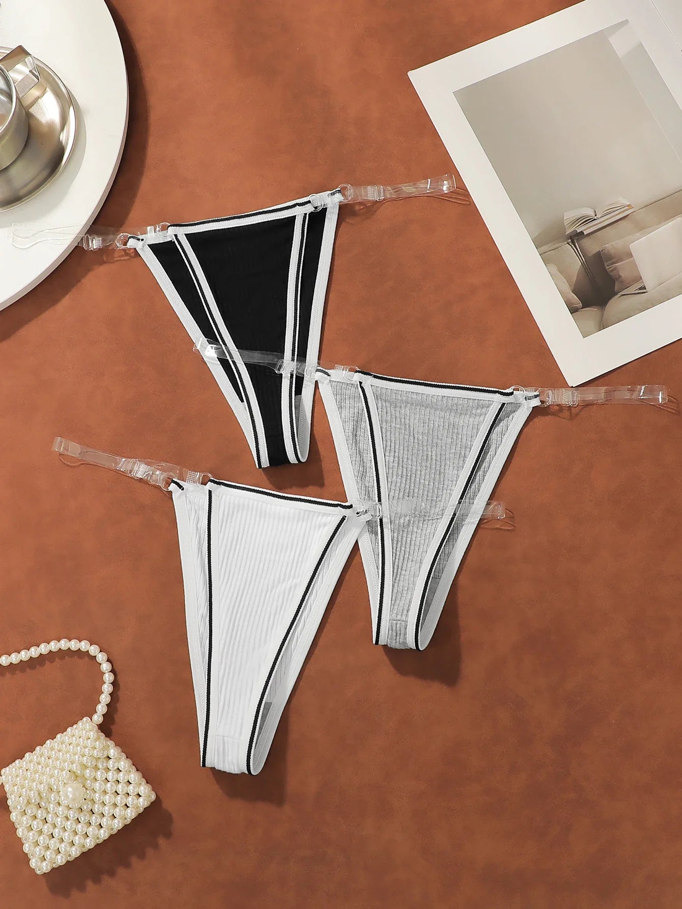 3-piece set of women's multi-color contrasting sexy thong with seamless hollow out easy to wash and dry underwear C383
