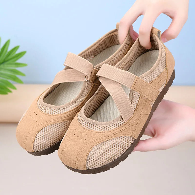 Women's Casual Comfortable Breathable Openwork Mesh Flat Sandals Thin Sole Fashionable Versatile Women's Shoes