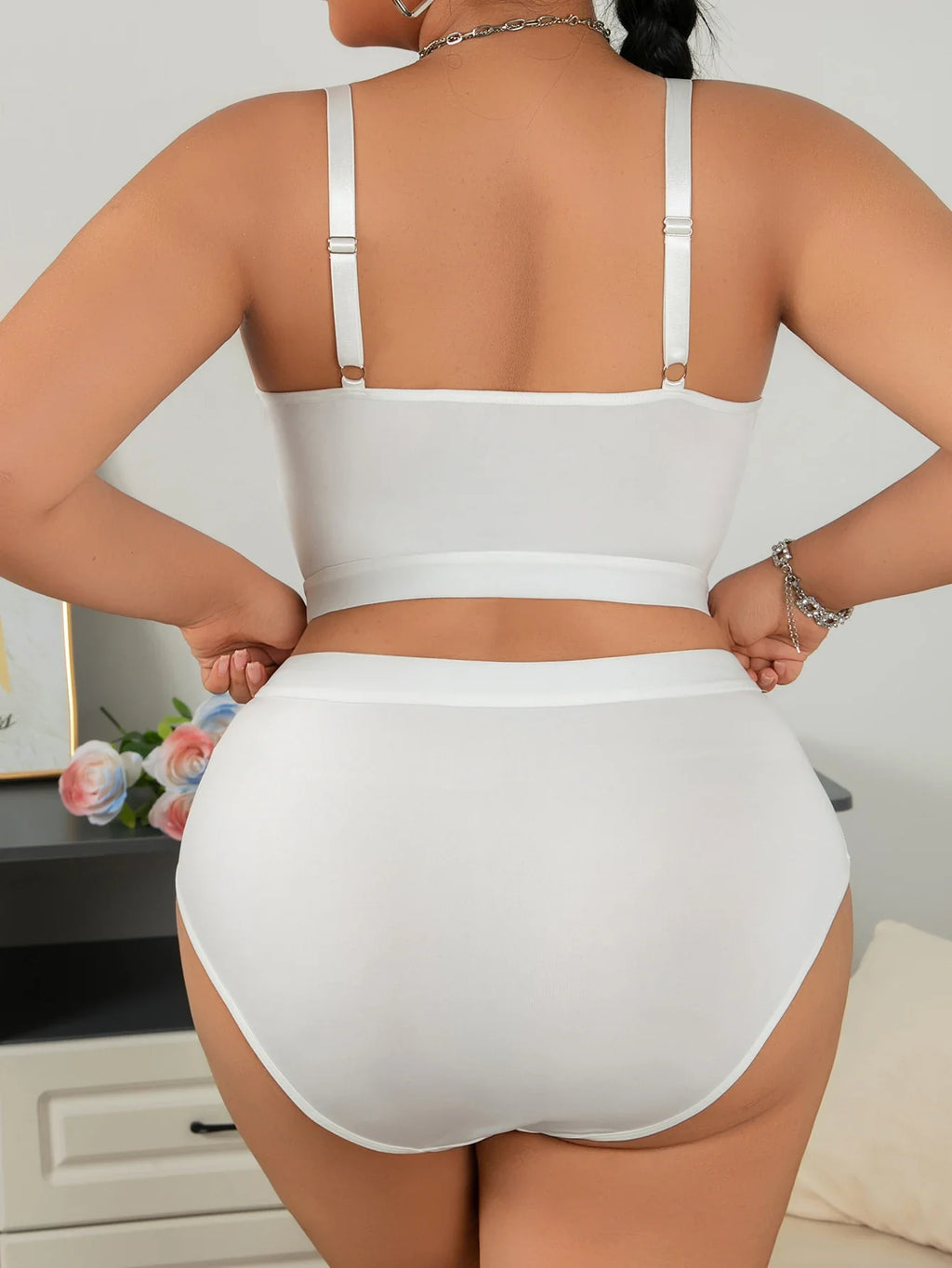Plus Size Seamless Lingerie Set, Sheer Lace Plunge Push-up Open Back Bra for Full Bust Support