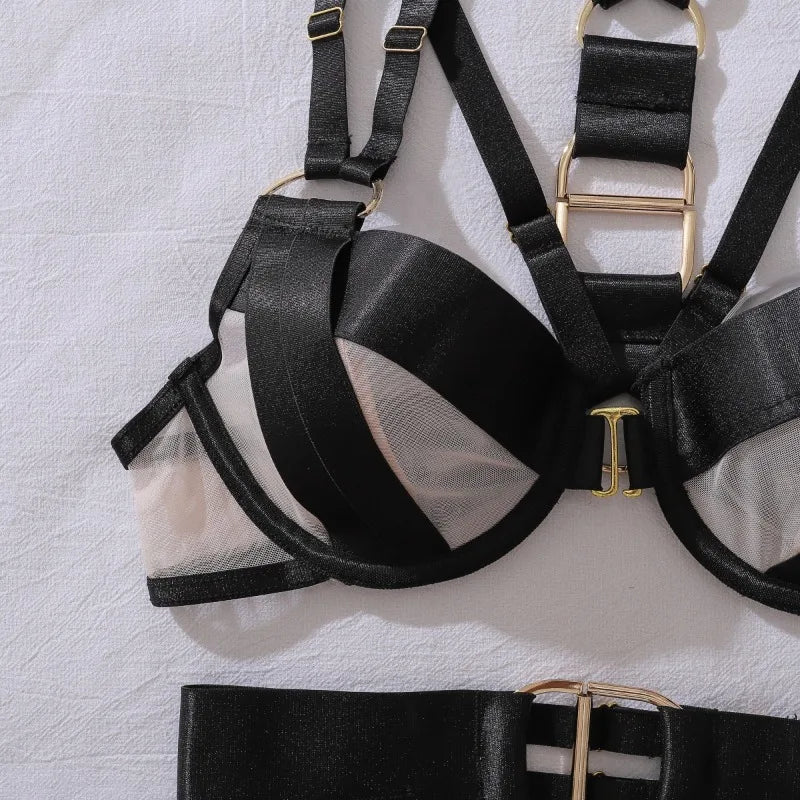 Toucheart Erotic Lingerie Stylish Metal Buckledecoration Personalized Bundled Steelring Push-up See-through Split Underwear Set