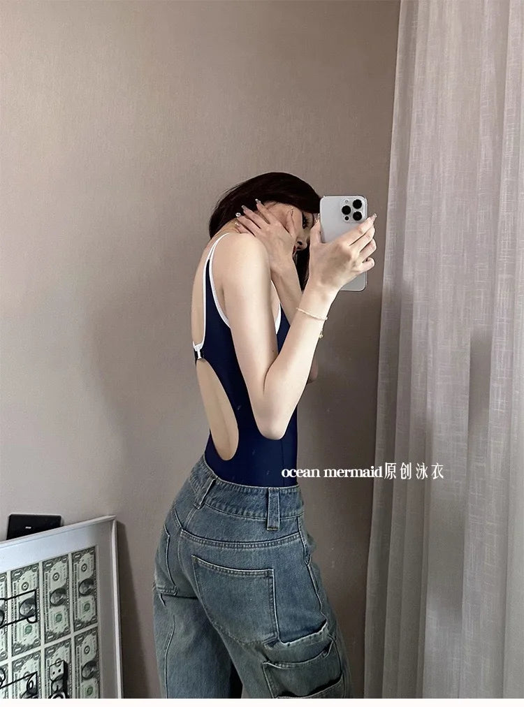 New year's one-piece swimsuit for women, conservative and slimming, gathering girls, Instagram style hot spring swimsuit