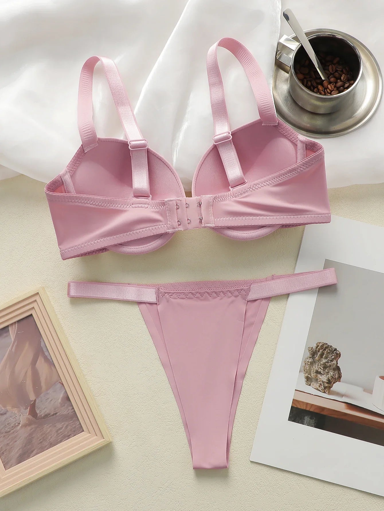 Pink Women Set Solid color daily lingerie set push up bra comfortable close fitting lingerie set Small chest appears larger 2051