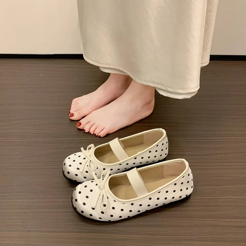 Polka Dot Women Ballet Flats Comfortable Round Toe Elastic Band Shoes Street Style Soft Sole Ladies Eelgant Wedding Dress Shoes