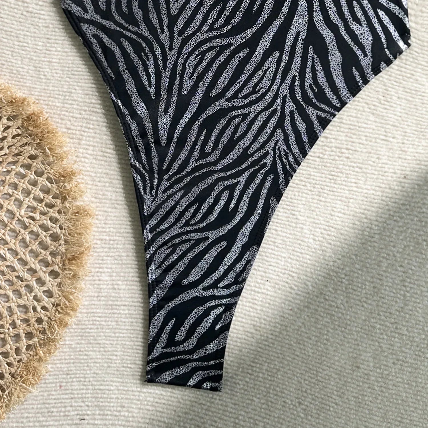 Printed Extreme Mini Micro Thong Women Swimwear One Piece Swimsuit Female Cross Back High Cut Monokini Bather Bathing Suit Swim