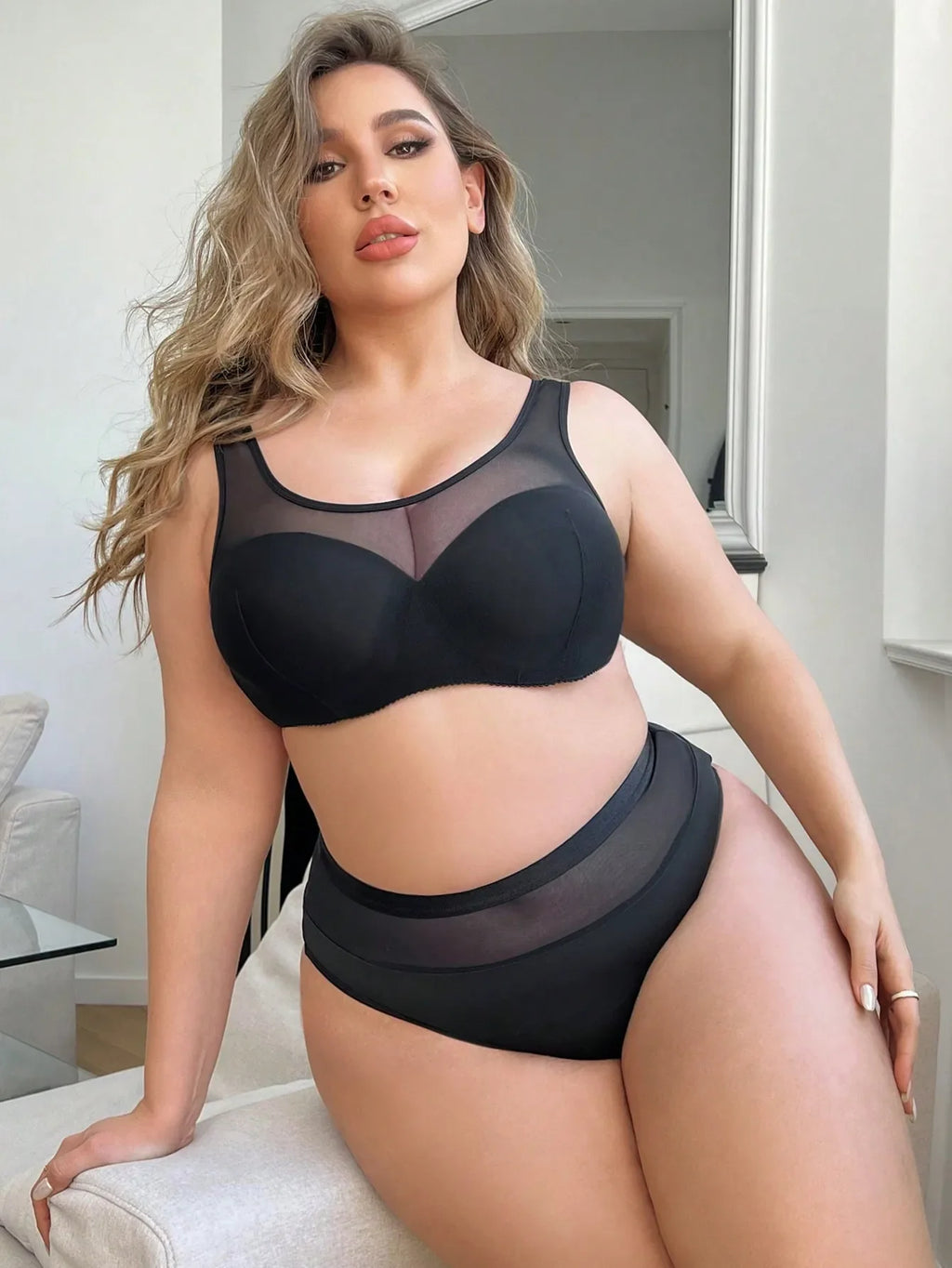 Women's Oversized Lingerie Set Sexy Black Patchwork Mesh Design Suitable for Plump Women to Wear With Good Wrapping A2609
