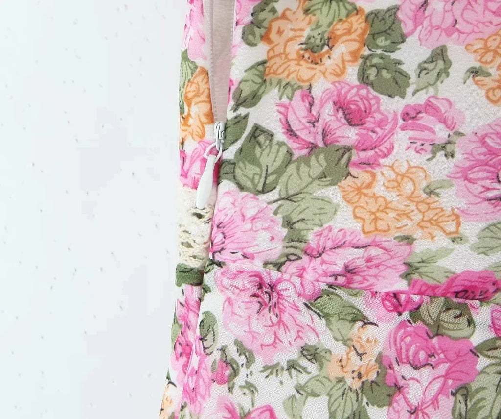 Lace Decoration Pink Floral Maxi Long Sundress Women's Dress 2025 Spaghetti Strap V Neck Smocked Boho Straight Boho Dress