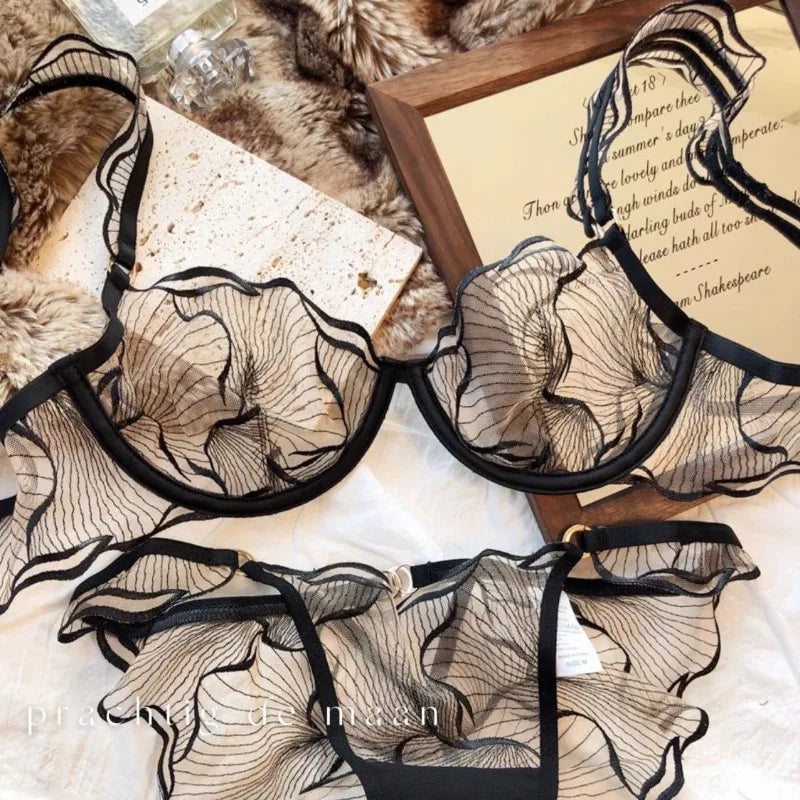 wholesome but hot French Lace Bra Set Flower Embroidery Ultra Thin Push Up Wirefree Niche Comfort CA Delivery S-XL MOYISU 32-38