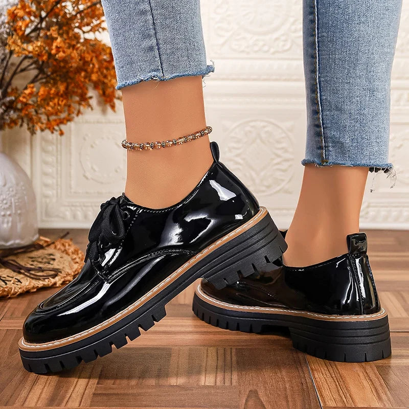 Ladies Office Oxford Shoes Fashion Lace Up Round Toe Platform Shoes Women British Style Patent Leather Student Shoes Woman 43