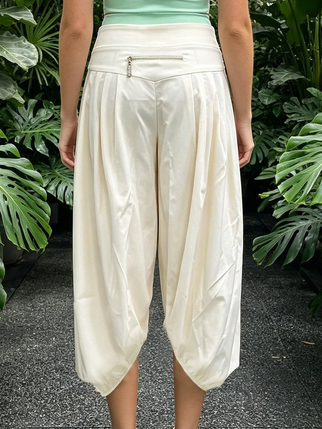 Summer Women Cargo Capri Pants Elastic Waist Cuffs Cropped Trousers with Side Pockets Fashion Casual Loose Fit Pants Streetwear
