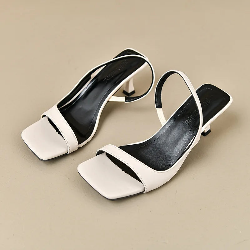 2026 New Women's Summer New Fashion Square Toe Simple Solid Color Sandals Outdoor Open Toe Casual Banquet Party Women's Sandals