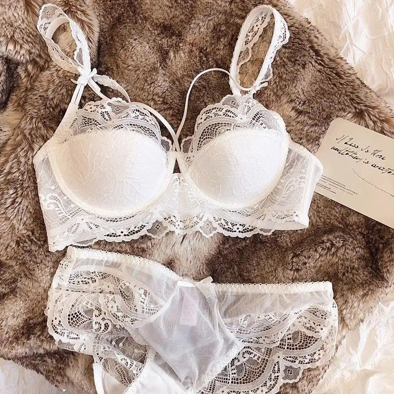 MOYISU Sexy French Lace Bralette Small Bust Cup Bra Set with Removable Straps & Push Up Pads, Soft Underwire Thin Girls Bra Top