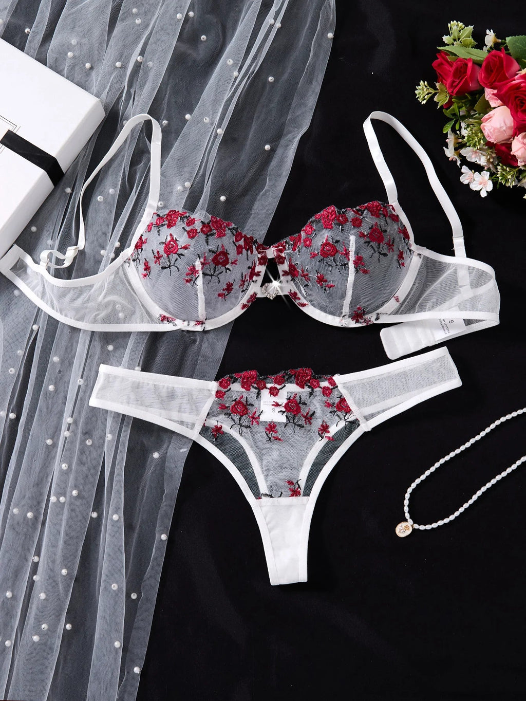 White embroidered floral lingerie set - a sexy bra and thong combination with heart-shaped decorations for ladies ZA824026
