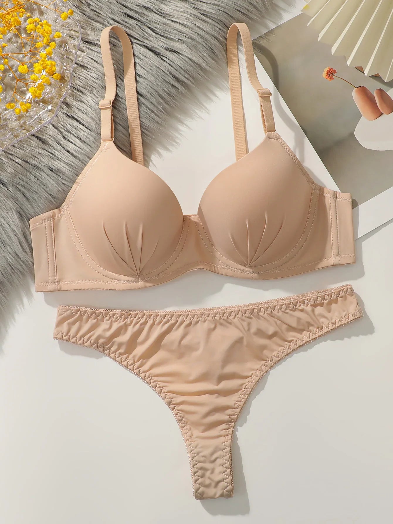 solid color daily 2-piece women's underwear set 3/4 cup paired with sexy thongs simple and comfortable Lingerie B2087