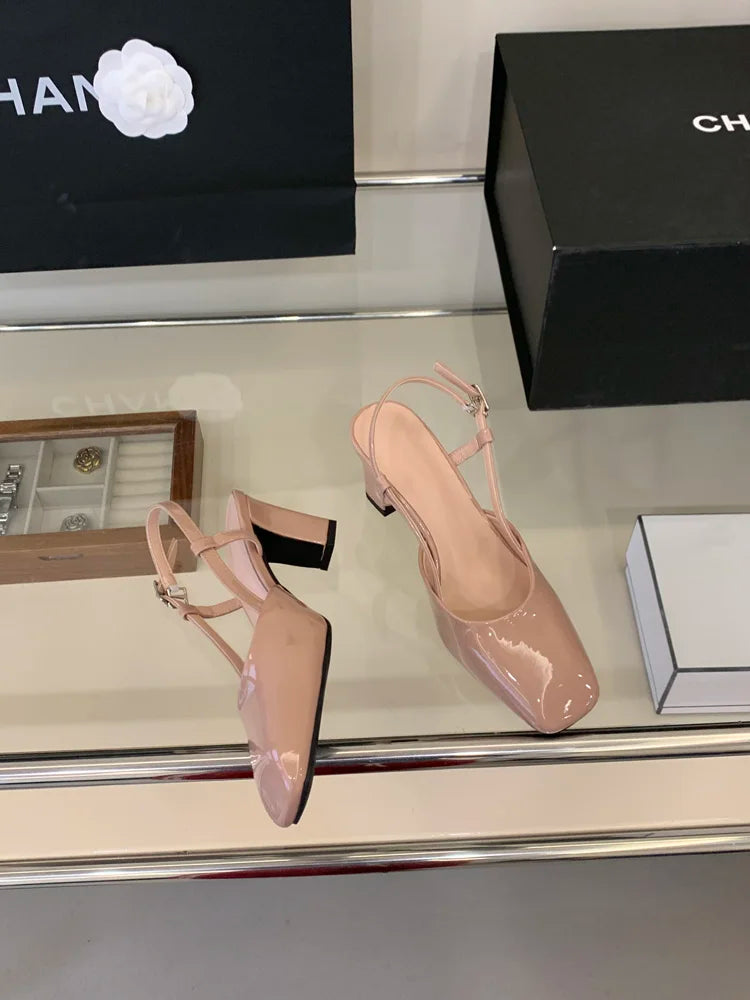 Summer Closed Toe Sandals Buckle Strap Summer Heels Mary Jane Thick Heels French Shallow Lolita Sandals OL Dress Shoes New 2026