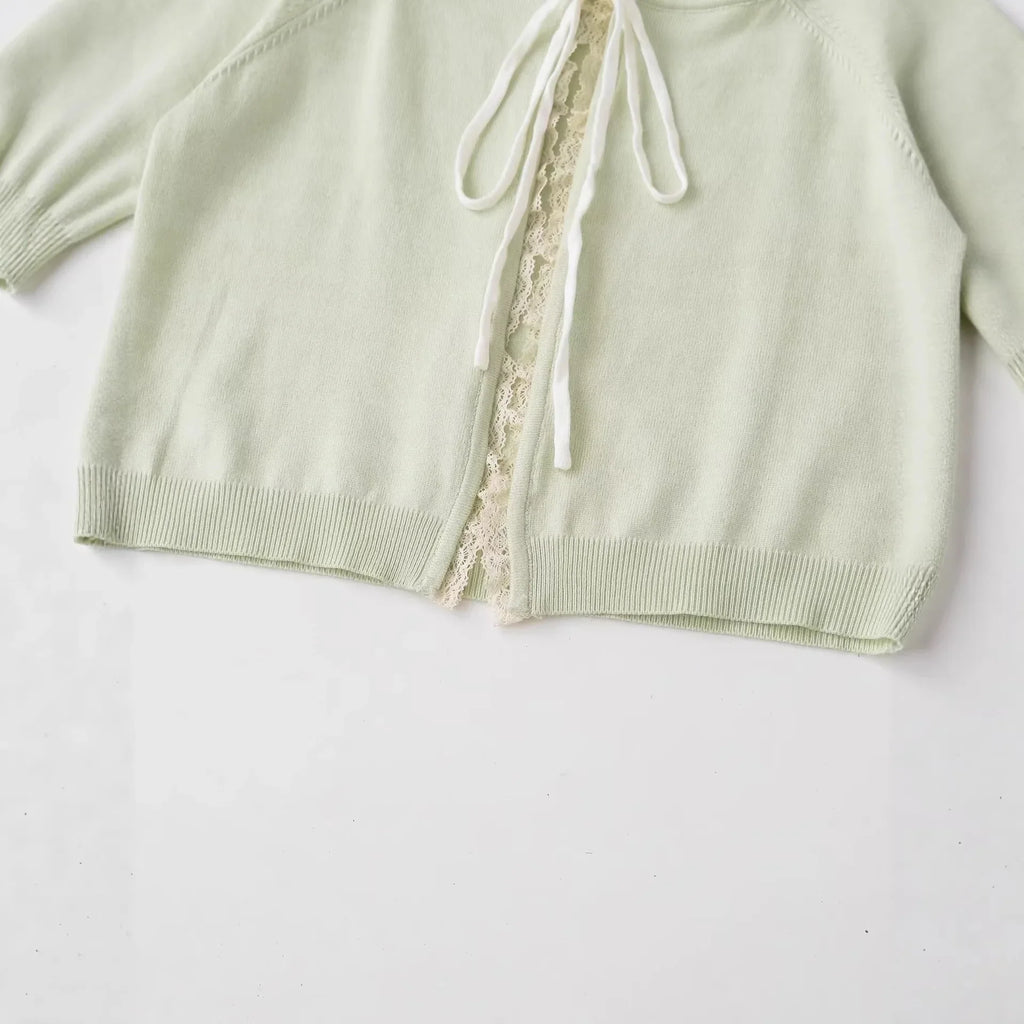 Women's Fashion Short Sleeve Round Neck Bow Lace Knit Solid Color Light Green Lace Trim Front Short Sleeve Knit Casual Top MDTM