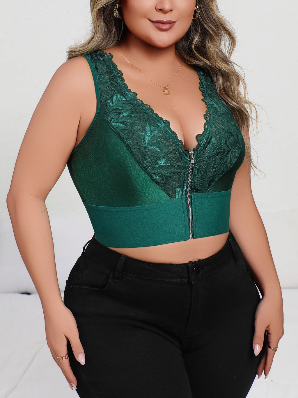 New Arrival Plus Size Dark Green Sexy Embroidered Lingerie, Plunge Push-up Bra with Front Zip